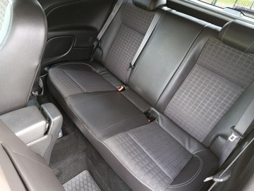 Opel Astra J GTC 1.4 Turbo ECOTEC 140KM 2017 Opel Astra GTC Zadbany bdb stan, zdjęcie 17