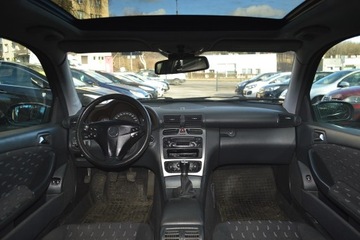 Mercedes 2002 MERCEDES-BENZ KLASA C coupe C 180 129 KM, zdjęcie 23