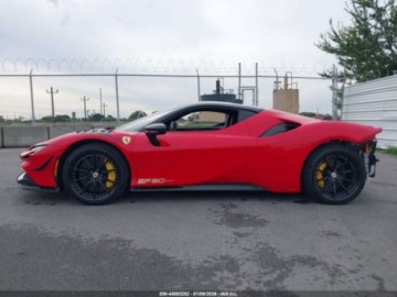 Ferrari 2021 Ferrari SF90 Stradale 2021 4.0 Hybryda 769KM, zdjęcie 2