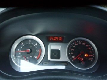 Renault Clio III Hatchback 5d 1.5 dCi 86KM 2006 Renault Clio klima Stan b.dobry bez rdzy i korozji, zdjęcie 14