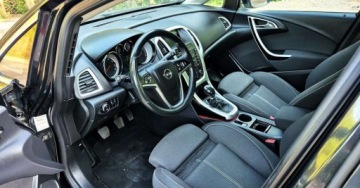 Opel Astra J Sports Tourer 1.4 Turbo ECOTEC 140KM 2011 Opel Astra BENZYNA NAWIGACJA szyberdach super okazja POLECAMY 1.4, zdjęcie 26