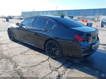 BMW 2022 BMW Seria 7 740i, 2022r., 3.0L 3.0 Benzyna 335KM, zdjęcie 3