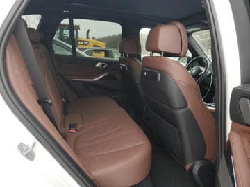 BMW X5 G05 2024 BMW X5 xDrive40I 2024 3.0l 3.0 Benzyna 375KM, zdjęcie 11