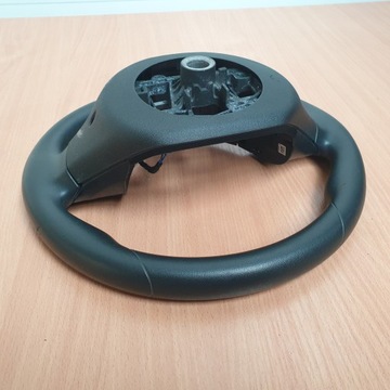 МНОГОФУНКЦИОНАЛЬНЫЙ РУЛЬ PEUGEOT 208 2008 г.