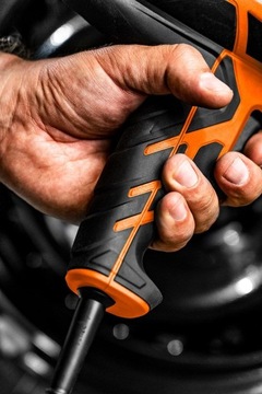 УДАРНЫЙ КЛЮЧ 950 Нм 1020 Вт 1/2