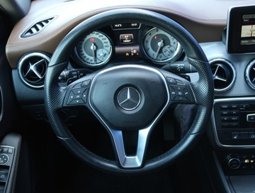 Mercedes GLA I Off-roader 1.6 200 156KM 2015 Mercedes GLA GLA 200, Salon Polska, Serwis ASO, zdjęcie 11