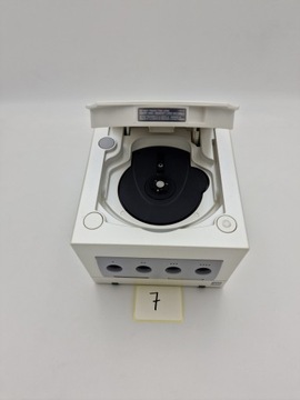 КОНСОЛЬ NINTENDO GAMECUBE DOL-101 PAL БЕЛАЯ