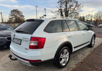 Skoda Octavia III Scout 2.0 TDI 184KM 2015 Skoda Octavia Skoda Octavia III Scout 2.0 TDI DSG 4x4 2.0 Diesel 184KM, zdjęcie 4