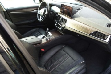 BMW Seria 5 G30-G31 Limuzyna Facelifting 2.0 520i 184KM 2021 BMW Seria 5 Bezwypadek sDrive PHEV XtraBoost Tempomat Asyst. park FV, zdjęcie 9