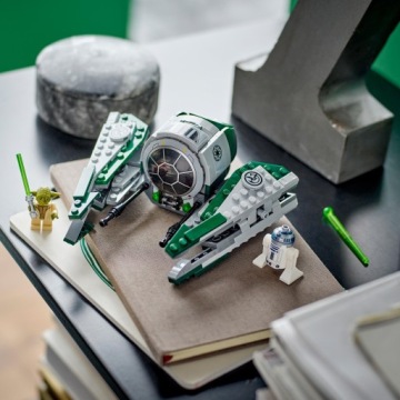 Lego STAR WARS 75360 Подарочный истребитель джедаев Йода