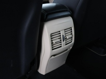 Mercedes CLA C117 Shooting Brake 1.6 180 122KM 2016 Mercedes CLA 180 automat skóra klima auto navi, zdjęcie 37