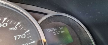 Mazda 3 I Hatchback 1.6 MZ-CD 90KM 2007 Mazda 3 2007r, 1.6 Diesel. Lekko uszkodzony lewy bok. Jezdzi. 1.6 Diesel, zdjęcie 7