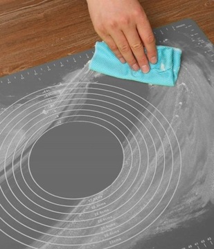 Stolnica Silikonowa Mata Kuchenna Podkładka Podziałka Miara Duża XXL 65x45