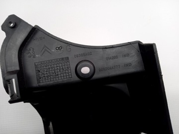 LEVÝ NÁRAZNÍK ROH ZADNÍ BERLINGO PARTNER III