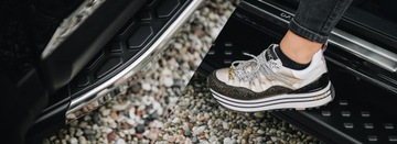 STUPNĚ BOČNÍ MERCEDES GLC X253 / C253 2016-2019