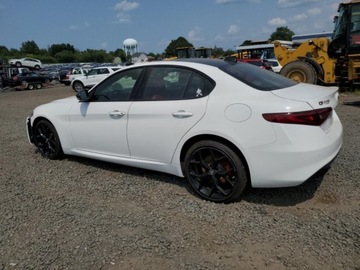 Alfa Romeo Giulia II Sedan Facelifting 2.0 Turbo 280KM 2020 Alfa Romeo Giulia 2020 ALFA ROMEO GIULIA 2.0 Benzyna 280KM, zdjęcie 2
