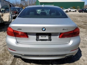 BMW Seria 5 G30-G31 2018 BMW Seria 5 BMW 540i xDrive Sedan, od ubezpieczalni 3.0 Benzyna 335KM, zdjęcie 2