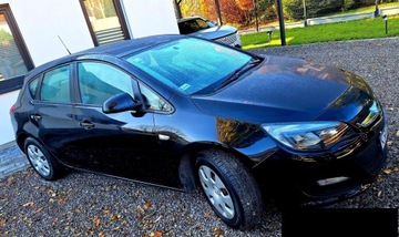 Opel Astra J GTC 1.6 CDTI Ecotec 110KM 2015 Opel Astra J 1.6d 110km 2015r Bezwypadkowy, zdjęcie 3
