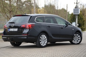 Opel Astra J Sports Tourer 1.4 Turbo ECOTEC 140KM 2012 CZARNA ZAREJESTROWANA 1.4T 140KM COSMO SERWIS NAVI SKÓRA GRZ.FOTELE, zdjęcie 11