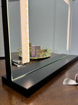 ЗЕРКАЛО ДЛЯ МАКИЯЖА С ПОДСВЕТКОЙ В ПОДАРОК ​​ДЛЯ МАКИЯЖА