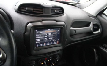 Jeep Renegade SUV Facelifting 2.0 MJD  140KM 2019 Jeep Renegade MultiJet 140 Mimited 4WD 2019 2.0 Diesel 140KM, zdjęcie 11