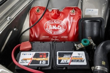 Ford Thunderbird III 1962 Ford Thunderbird 6.4 V8. Stan kolekcjonerski. 1963, zdjęcie 39