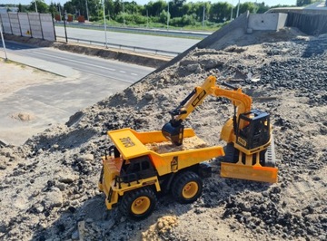 Koparka zdalnie sterowana RC na pilota Traktor