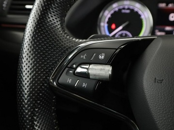 Skoda Superb III Kombi Plug-In Hybrid 1.4 TSI Plug-In-Hybrid 218KM 2020 Škoda Superb Skoda Superb PHEV skóra/alcentara, zdjęcie 29