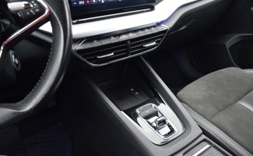 Skoda Octavia IV Kombi 2.0 TDI 150KM 2021 Skoda Octavia 2,0 TDI FULL LED Virtual Nawigacja Alkantara Sport line 2.0, zdjęcie 14