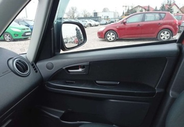 Suzuki SX4 I Hatchback 1.6 i 16V VVT 107KM 2007 Suzuki SX4 Suzuki SX4 1.6 Benzyna 107KM, zdjęcie 11