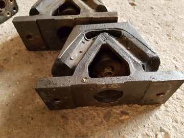 ПОДУШКА ДВИГАТЕЛЯ STANDARD R70 35 40 45 PERKINS