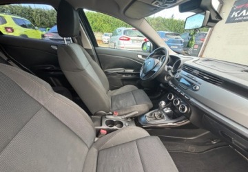 Alfa Romeo Giulietta Nuova II Hatchback 5d 1.4 TB 16v 120KM 2011 Alfa Romeo Giulietta Po wymianie rozrzadu 1.4 Benzyna 120KM, zdjęcie 14