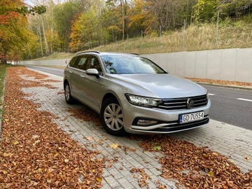Volkswagen Passat B8 Variant Facelifting 2.0 TDI SCR 150KM 2021 VW PASSAT Variant Busin Lf 2.0D Automat 77000 km, zdjęcie 2