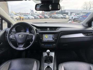 Toyota Avensis III Wagon Facelifting 2015 2.0 D-4D 143KM 2015 Toyota Avensis 2.0 D-4D Premium III (2009-) Toyota, zdjęcie 11