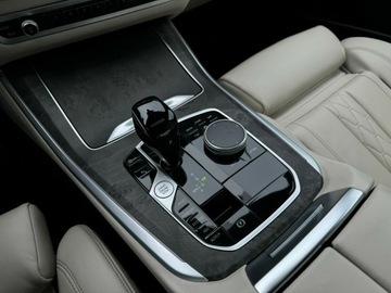 BMW X5 G05 SUV 3.0 30d 286KM 2022 BMW X5 BMW X5 30d, INDIVIDUAL, 286KM, M-Sport, Sha, zdjęcie 34