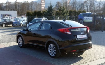 Honda Civic IX Hatchback 5d 1.8 i-VTEC 142KM 2012 Honda Civic 1.8 i-VTEC 142KM Niski przebieg Alcantara Klimatronik Kamera, zdjęcie 4