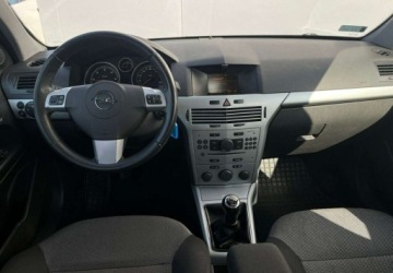 Opel Astra H Kombi 1.9 CDTI ECOTEC 120KM 2009 Opel Astra Zadbane Faktura VAT Marza 1.9 Diesel 120KM, zdjęcie 23