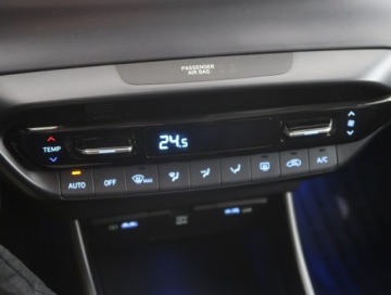 Hyundai Bayon SUV 1.0 T-GDI 100KM 2021 Hyundai Bayon 1.0 T-GDI, Salon Polska, Serwis ASO, zdjęcie 11