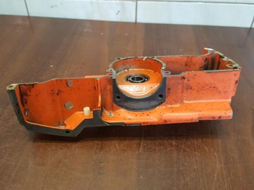 HUSQVARNA 61 268 266 272 КОРПУС ДВИГАТЕЛЯ КАРТЕР