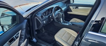 Mercedes Klasa C W204 Kombi T204 Facelifting 250 CDI BlueEFFICIENCY 204KM 2013 Mercedes-Benz Klasa C 250 CDI DPF 4Matic 7G-TRONIC Avantgarde, zdjęcie 3