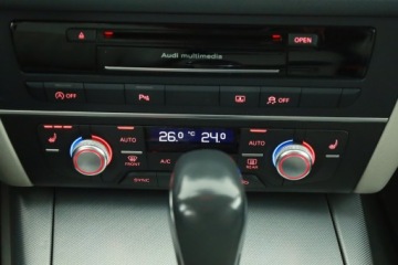 Audi A6 C7 Limousine Facelifting 3.0 TDI clean diesel 218KM 2016 Audi A6 3.0 TDI, 214 KM, 4X4, Automat, Skóra, zdjęcie 12