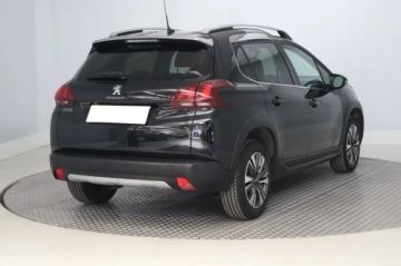 Peugeot 2008 I SUV Facelifting 1.2 PureTech 110KM 2019 Peugeot 2008 1.2 PureTech, Salon Polska, zdjęcie 4