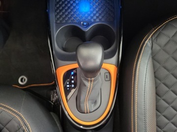 Toyota Aygo X 1.1 VVT-i 72KM 2022 Toyota Aygo X 1.0 VVT-i Limited CVT 1.0 VVT-i Limi, zdjęcie 16