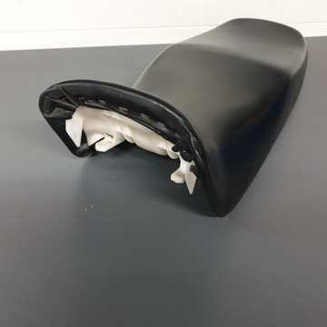 Сиденье Suzuki GSX 1100 F GSXF 1100