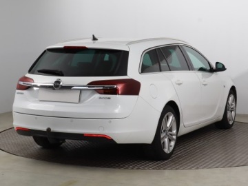 Opel Insignia I Sports Tourer Facelifting 2.0 CDTI ECOFLEX 120KM 2015 Opel Insignia 2.0 CDTI, Skóra, Klima, Klimatronic, zdjęcie 4