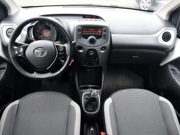 Toyota Aygo II Hatchback 3d Facelifting 1.0 VVT-i 72KM 2021 Toyota Aygo Polski salon_Faktura VAT 23_Serwisowany_, zdjęcie 12