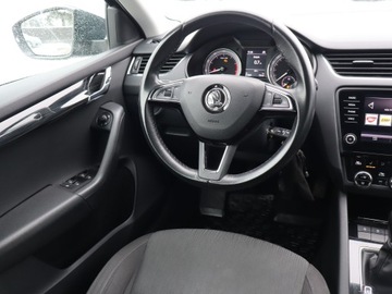 Skoda Octavia III Liftback Facelifting 1.5 TSI ACT 150KM 2018 Skoda Octavia 1.5 TSI, Salon Polska, Klima, zdjęcie 6