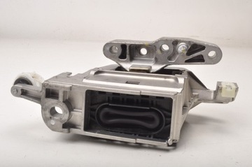 BMW F40 F44 F45 1.5 UCHYCENÍ ULOŽENÍ MOTORU 8835572 23R