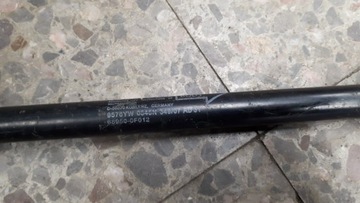 68950-0F012 VZPĚRA/TLAKOVAČ PRAVÝ KRYT KUFRU TOYOTA COROLLA VERSO