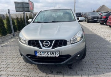 Nissan Qashqai I Crossover 2.0 140KM 2011 Nissan Qashqai 2.0 benz ,AUTOMAT,navi ,kamera ,niski pot przebieg 2.0 140KM, zdjęcie 1
